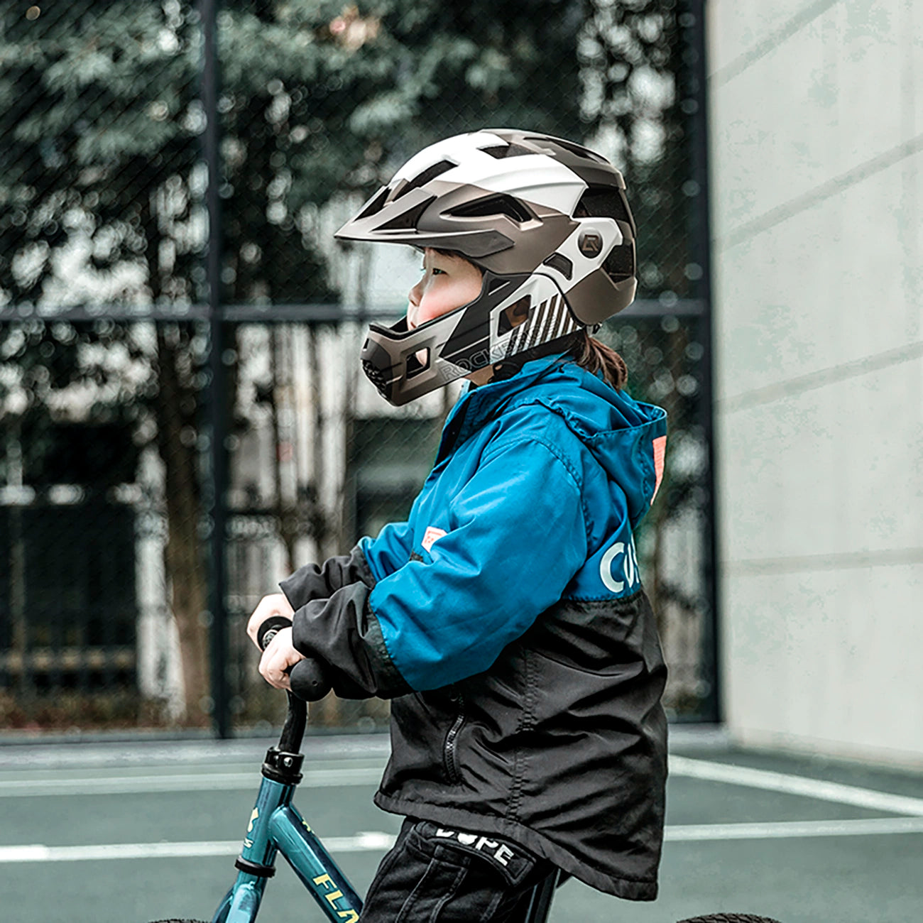 f263a62515f70fb4d00967aa74cd63f7