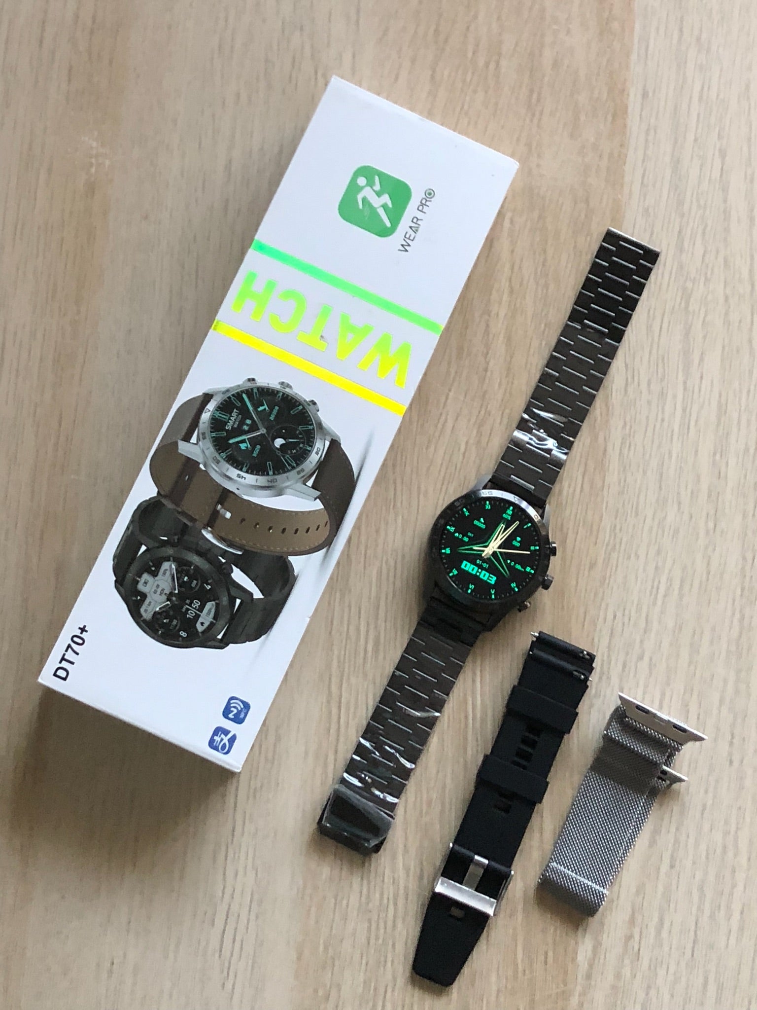 DT70+ Pametni Sat | 1.39″ HD Ekran, BT Pozivi, Bežično Punjenje, IP68 Vodootporan, 100+ Sportskih Režima